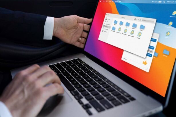 Exploring the Benefits and Drawbacks of SharePoint CMS for Business Document Management