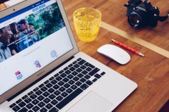 6 Passive Income Strategies for Business Owners Who Don't Have Time to Trade