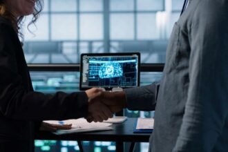 How Centralized Controls Reduce Insider Risk?