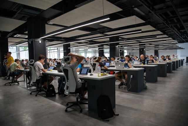 Engineering Efficiency: How Structured Workspaces Boost Performance