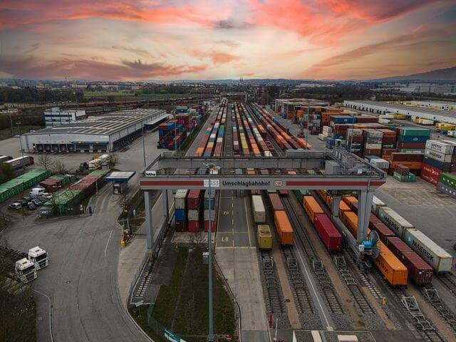 How Smarter Freight And Logistics Decisions Are Cutting Overheads For Australian SMEs